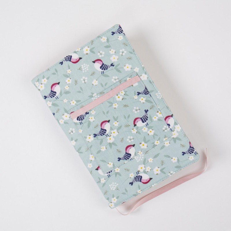Подвързия за книга "Пиленца"
